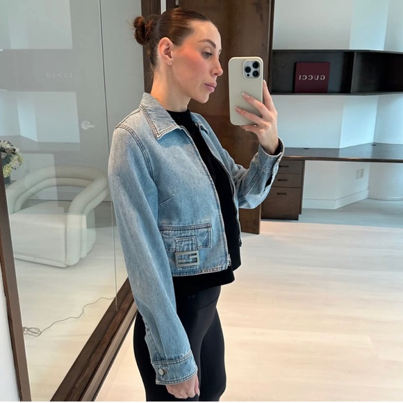 Authentic Fendi Perfect Baguette Denim Jacket Size IT36 - Picture 4 of 14